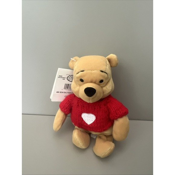 Vintage Winnie the Pooh- Holiday Mini Bean | Mercari Vintage Disney Winnie The Pooh‎ 8\